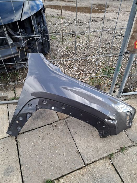 Jeep Renegade 14-24 blotnik prawy