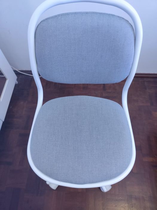 Cadeira com roda IKEA