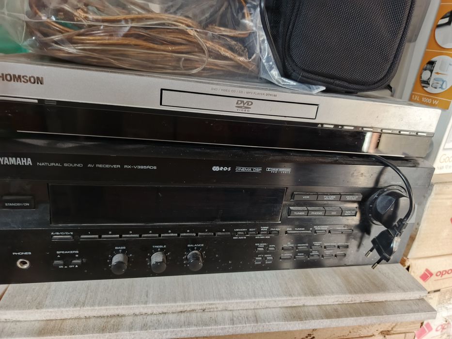 Zestaw Amplituner Yamaha, odtwarzacz CD, kolumny