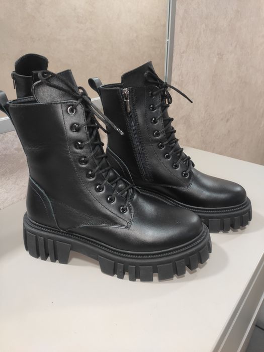 Ботинки берцы женские демисезонные и зимние в разных цветах