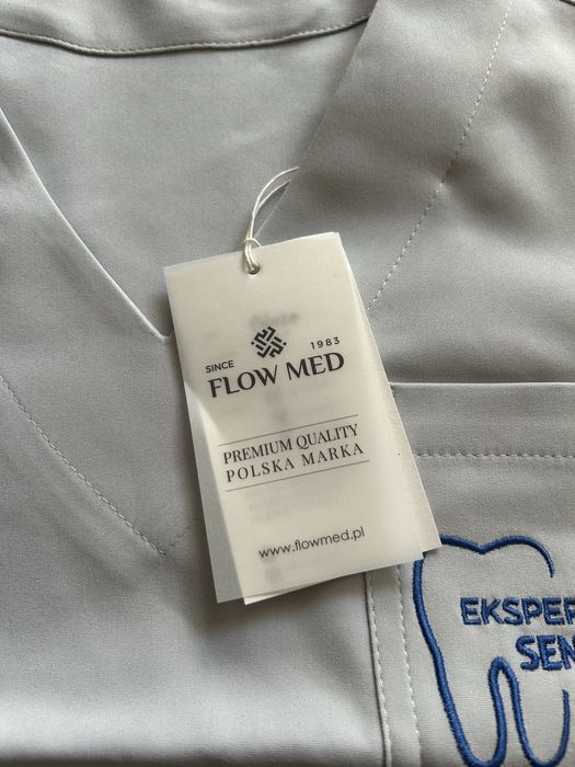 Szara bluzka scrubs L 40 wciągana przez głowę bluza medyczna