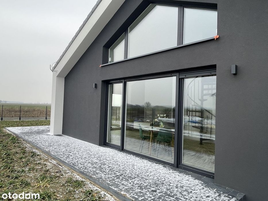 Energooszczędne parterowe z antresolą 4 pokoje Fotowoltaika 8 kWp