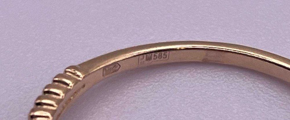 Золота каблучка, вага 2,09 грам Арт. 780