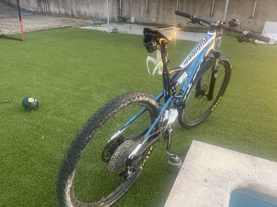 Bicicleta suspensao total