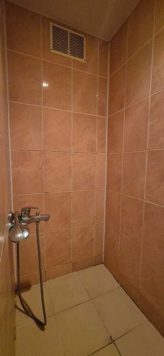 Продам кімнату в гуртожитку Центр