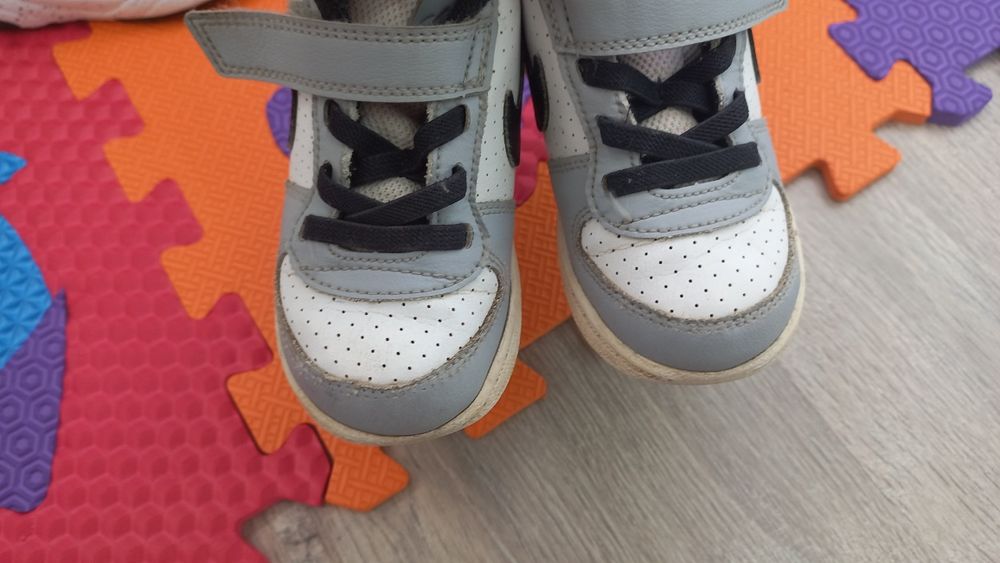 Кросівки на хлопчика  25 розмір