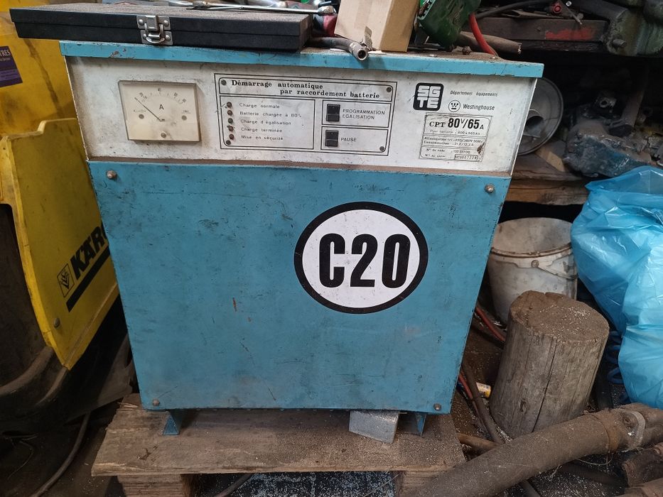 Ładowarka prostownik do wózka widłowego 80V 65A