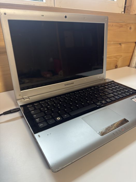 Ноудбук Samsung RV515