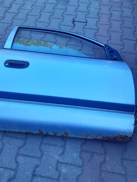 Drzwi prawe przednie prawy przód Mitsubishi Space star A50 srebrne
