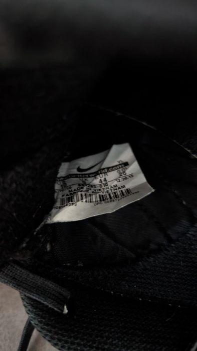 Продам  футзалки Nike tiempo 44 р