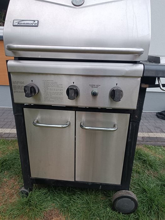 Grill gazowy - ogrodowy