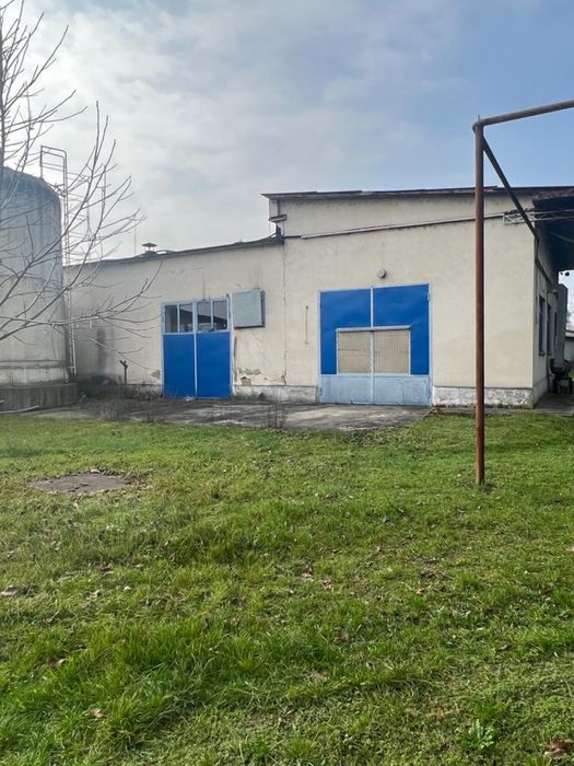 Виробничо-складський комплекс із адмінбуд на воасній ділянці 1.5  га