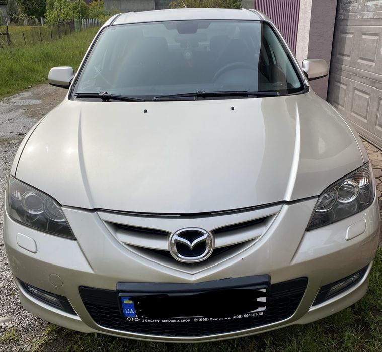 Продам машину Mazda 3