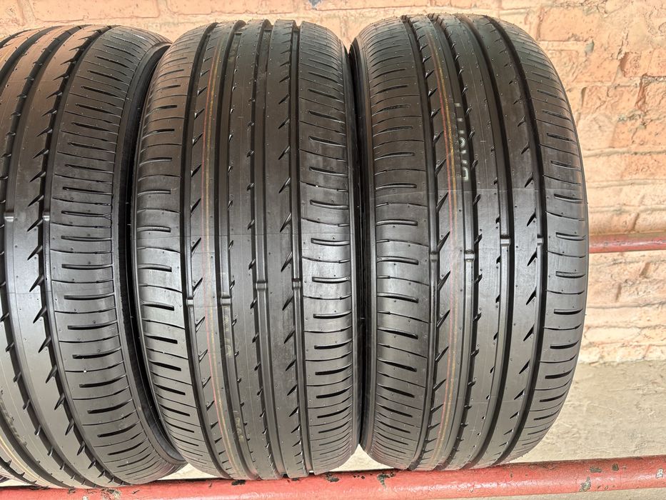 Комплект літніх НОВИХ шин 215/50R18 Toyo