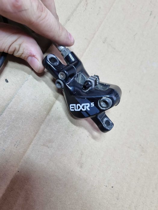 Hamulec hydrauliczny przedni Avid Elixir 5