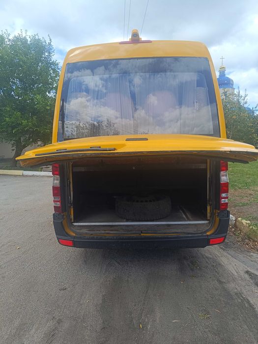 Продаж автобуса Mercedes Sprinter 519 в розстрочку