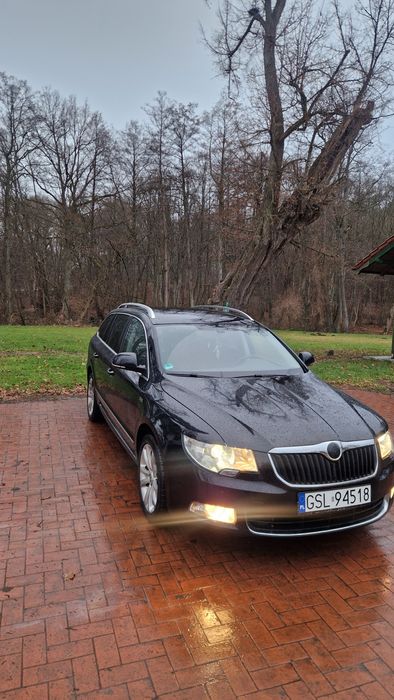 Skoda Superb sprowadzona zarejestrowana  super stan.