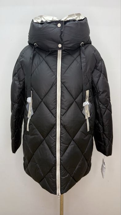 Розпродаж Жіночий пуховик CLASNA М