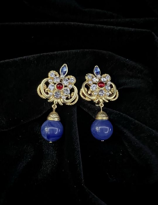 Вінтажні кліпси  Avon