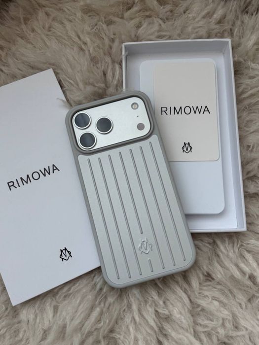 Чехол Rimowa на iphone 17 18 pro max