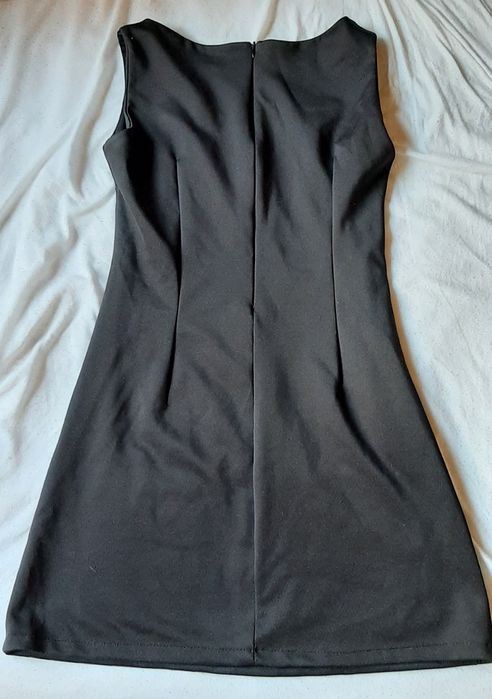 Sukienka koronka mała czarna elegancka ramiączka włoska S