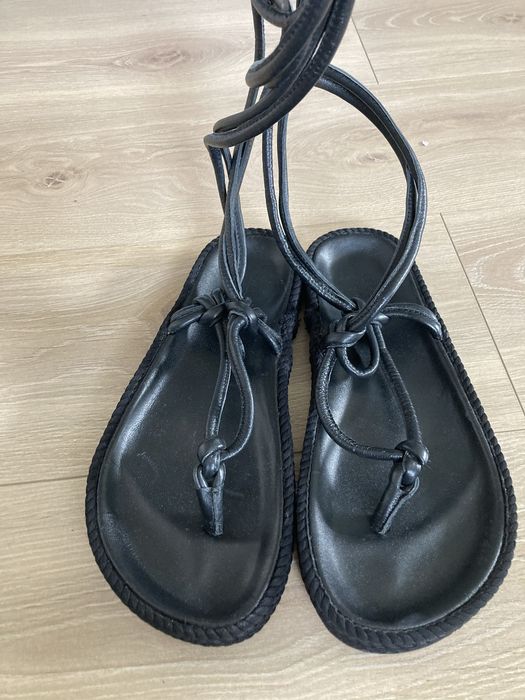Sandaly asos wiazane