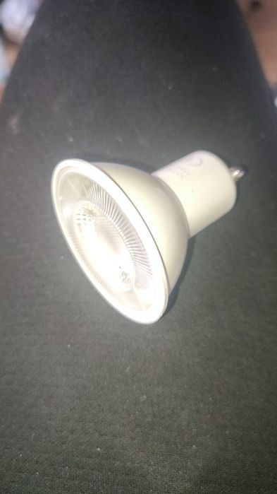 Żarówka LED 230V 4.2W 3000K 345lm 36°