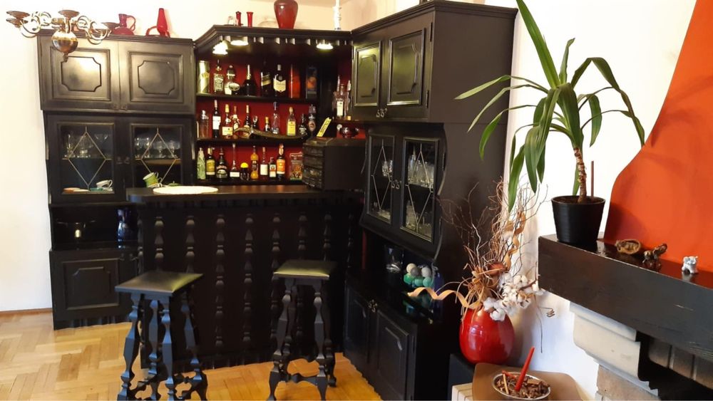 Stylowy barek domowy z drewna + stołki | komplet