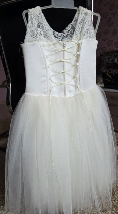 Сукня для дівчинки