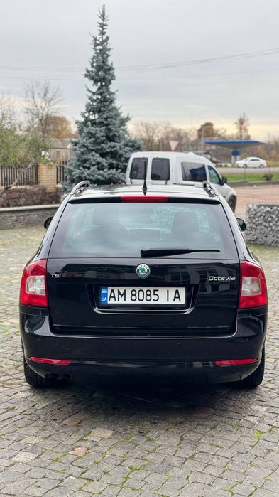 Продам авто SKODA