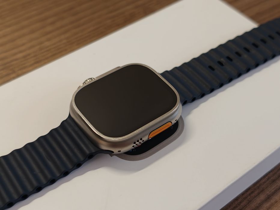 Apple Watch Ultra 2 Titanium 49mm