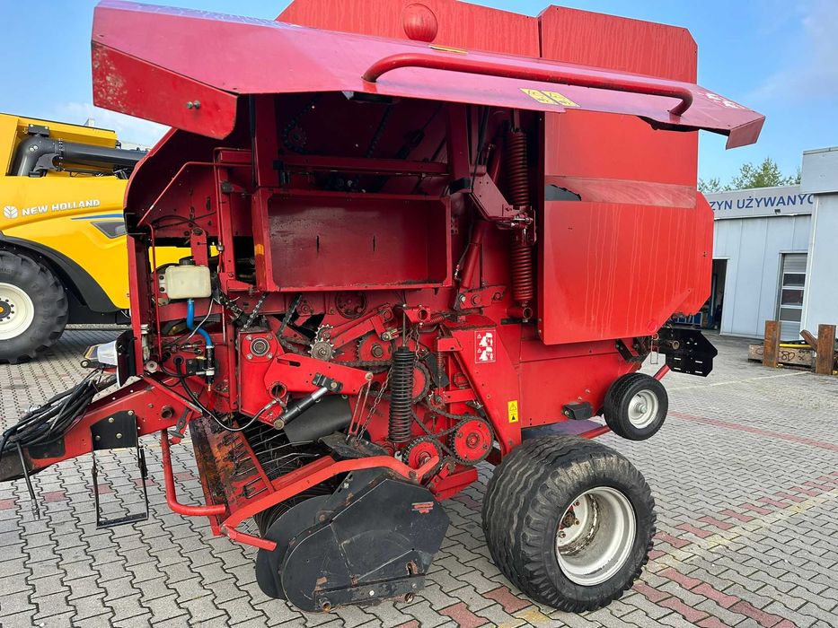 Prasa rolująca pasowa RBX 462 CASE , New Holland