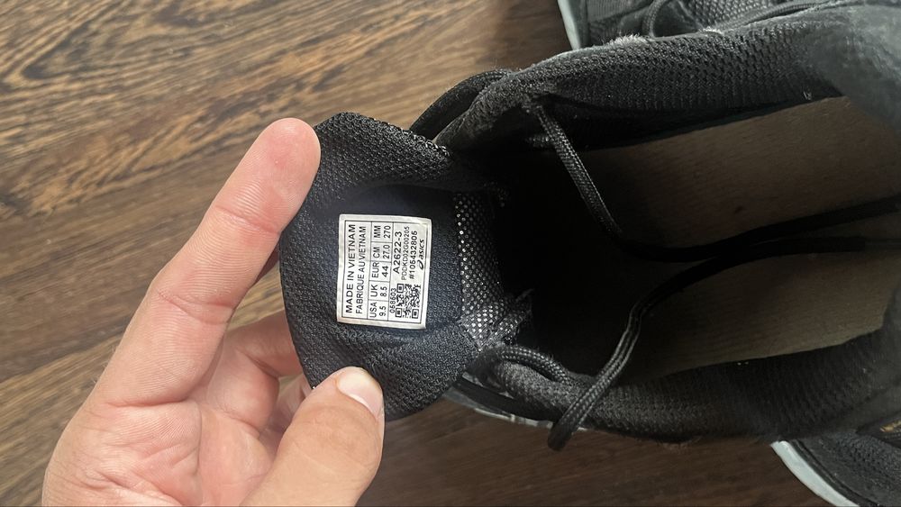 Кроссовки ASICS GORE-TEX (GTX) Black/Grey — размер 44