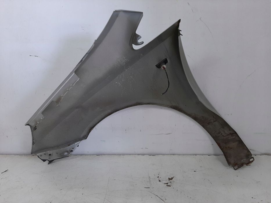 opel corsa d 1.0 12v 3d 06r blotnik prawy przod kod z157