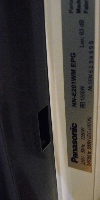 Mikrofalówka kuchenka Panasonic 800 watów wymiary