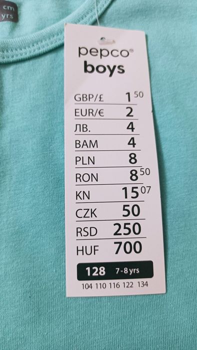 T-shirt chłopięcy 134
