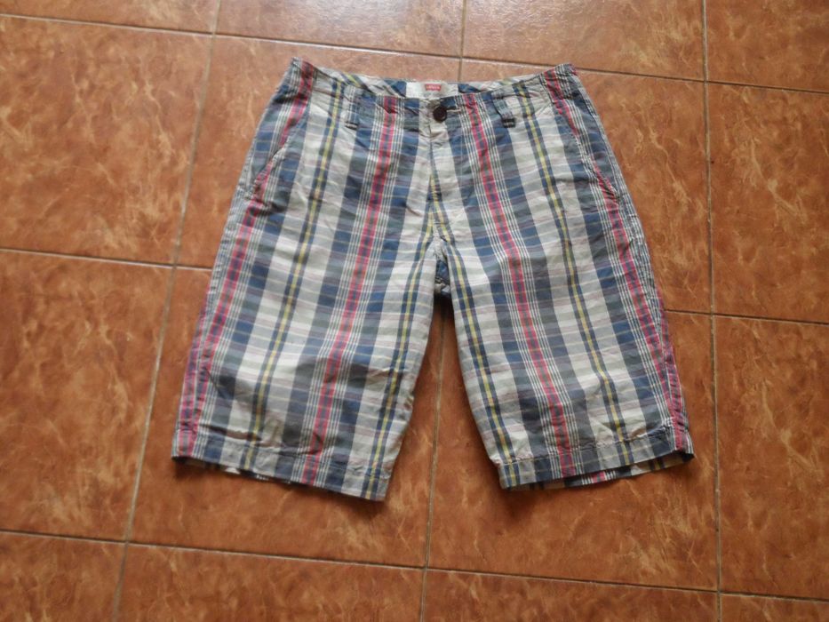 Шорты  levi's shorts размер 31
