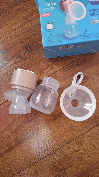 Молоковідсмоктувач електричний  Canpol Babies Power Pump.