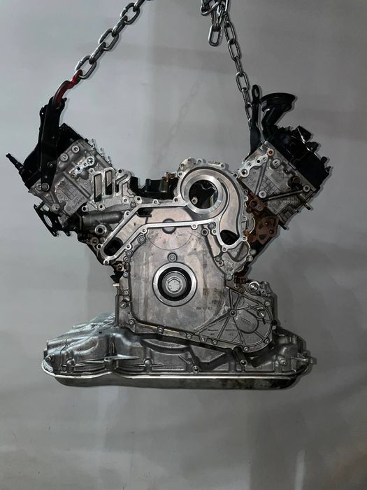 Двигун мотор двигатель 3.0TD DPXA VW Touareg 18- Фольсваген Туарег