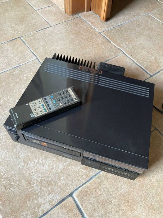 Leitor CDs Sony CDP-101