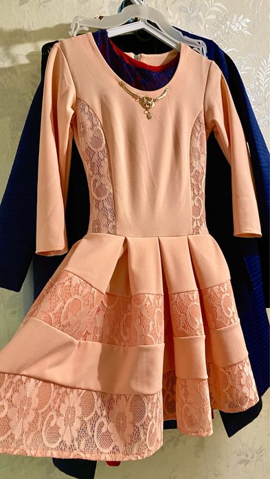 Нарядное платье