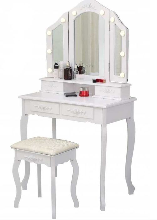 Toaletka kosmetyczna biała z lustrem