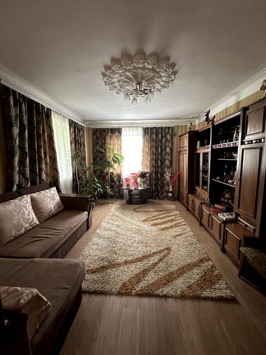 Будинок 100 кв, скважина, септик. 10 км від міста, 0,23 га/ ТОРГ