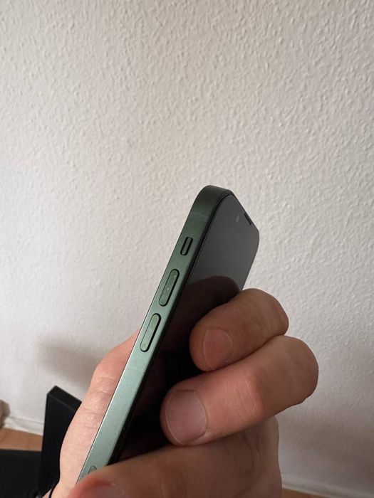 Продам iPhone 13 mini в хорошем состоянии на 128 ГБ АКБ 98% без торга