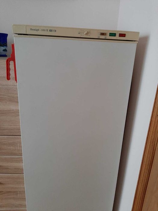 Морозильна камера Snaige - 122 Е (Снайге)