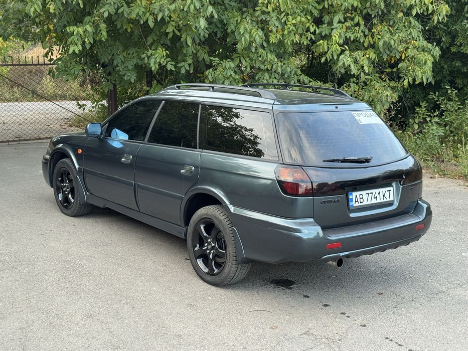 Subaru Outback 3.0 H6 2003