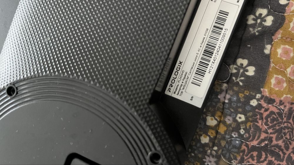 Продам монітор Prologix Full HD