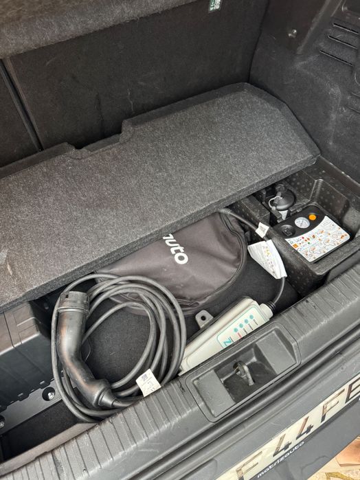 Renault Captur Plug-In Hybrid E-Tech 160 Initiale Paris – 2021