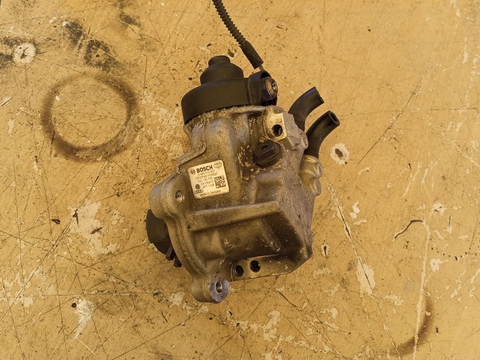 Pompa wtryskowa Audi A4 B8 2.0 TDI