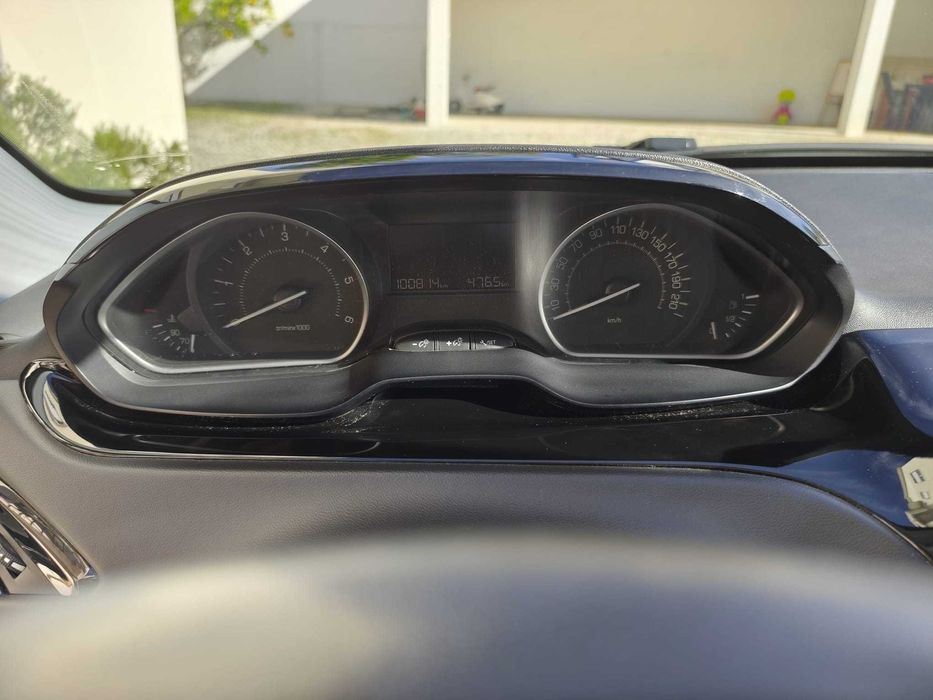 Peugeot 208 BlueHDI 1.6